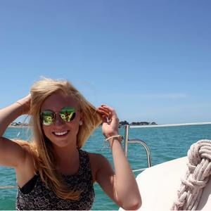 Meet your Posher, Jenny